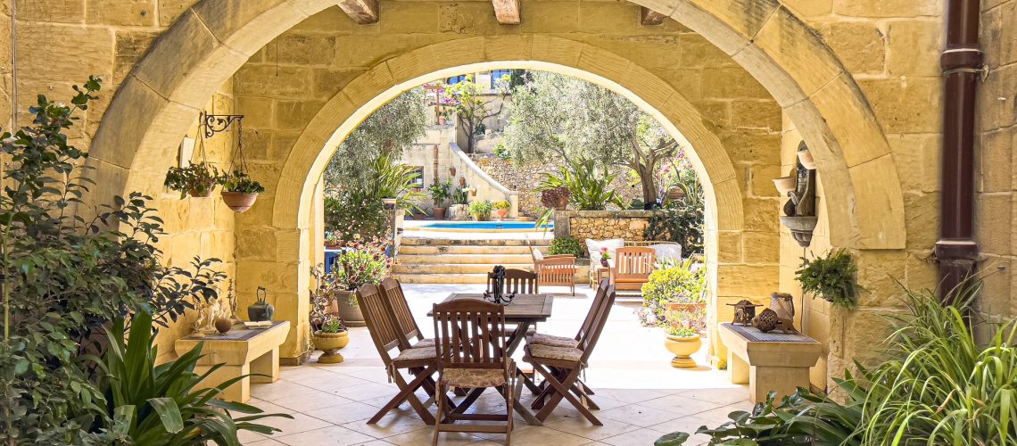 Courtyard leading to garden